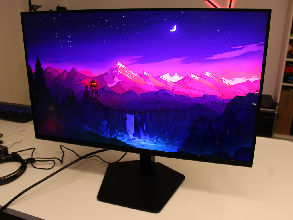 Der Samsung Odyssey G8 G80HS bietet mit seinem Dual-Mode einen interessanten Ansatz.